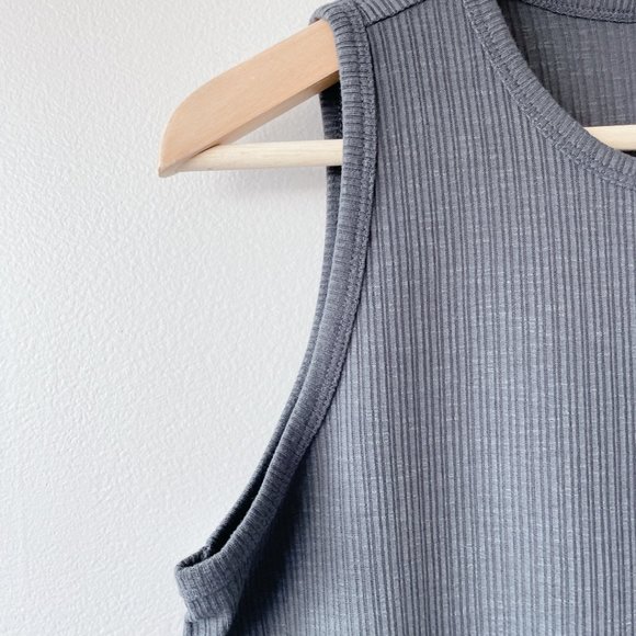 Old Navy grey ribbed luxe tank top medium women's shirts - Picture 3 of 6
